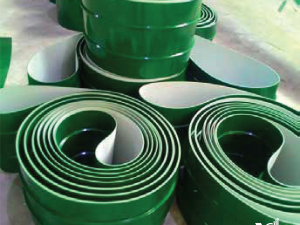 Băng tải PVC xanh dán gân